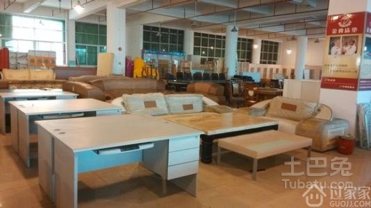 货源告急 旧货回收店的收货窘境与市场连锁反应